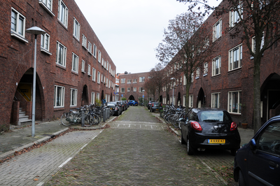 913137 Gezicht in de Jan van den Doemstraat te Utrecht.